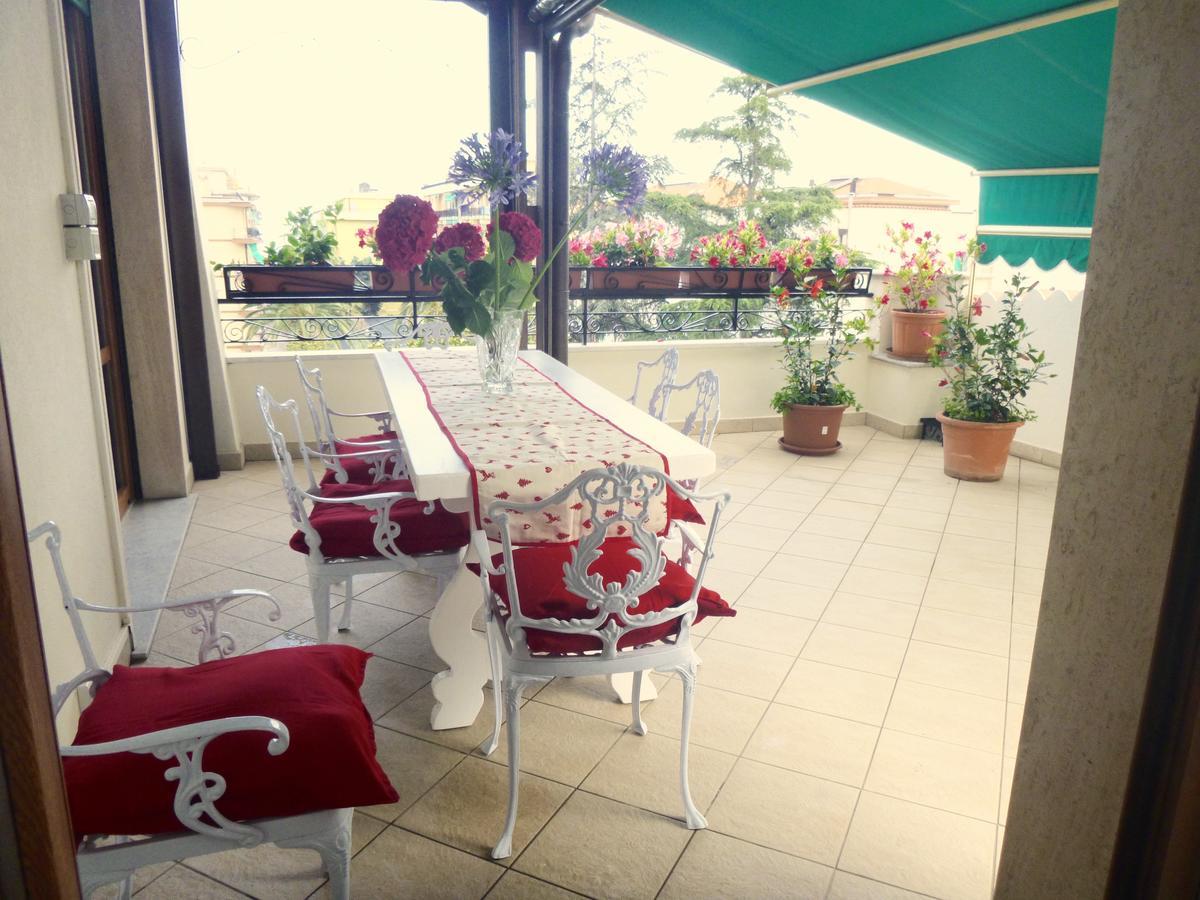 I Love Pietra Ligure Bagian luar foto